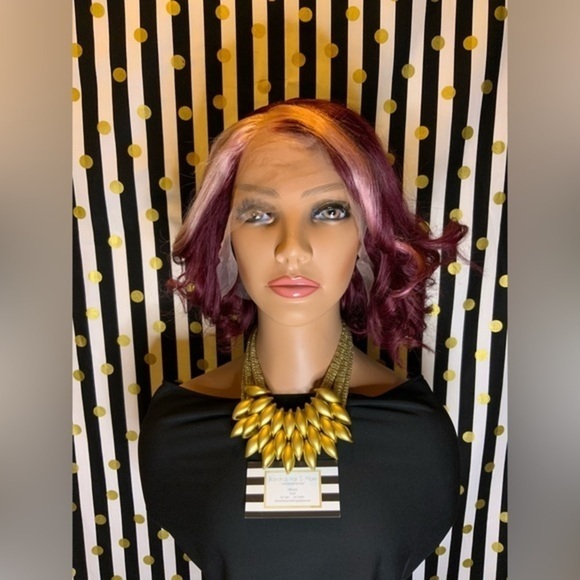 13x4x1 t-part Lace Front burgundy w/ highlight wig 8” - Picture 3 of 12